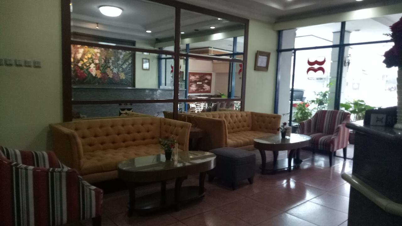 Hotel Mirah Sartika Bogor Luaran gambar